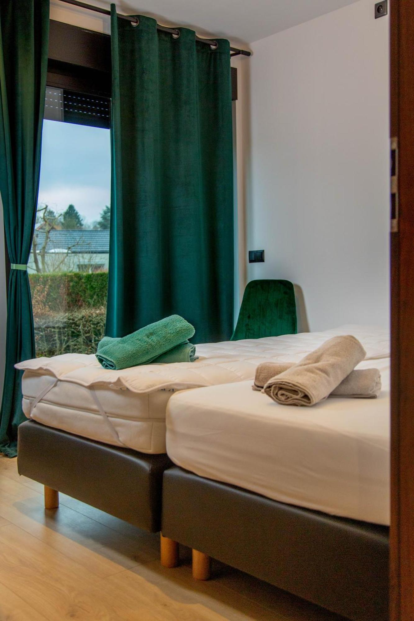 Meerbeek Unwind Villa *